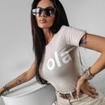 T-shirt dopasowany Estera Ola Voga beżowy