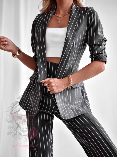 Garnitur damski w paski Slipps czarny