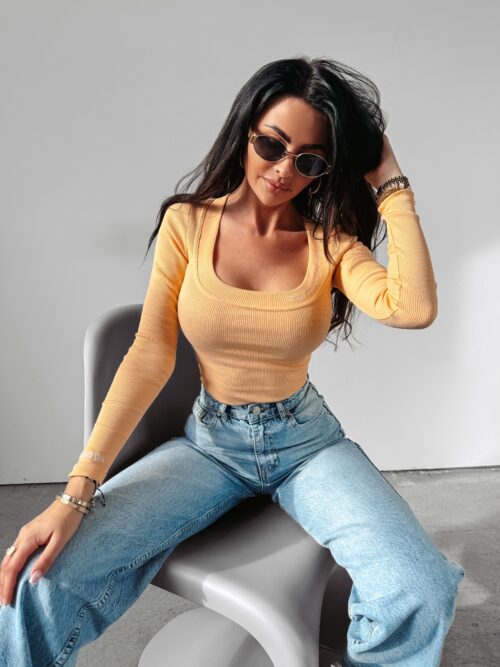 Bluzka prążkowana Random Ola Voga brzoskwiniowa