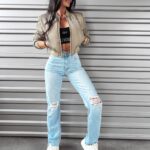 Kurtka damska logowana BOMBER OLAVOGA khaki