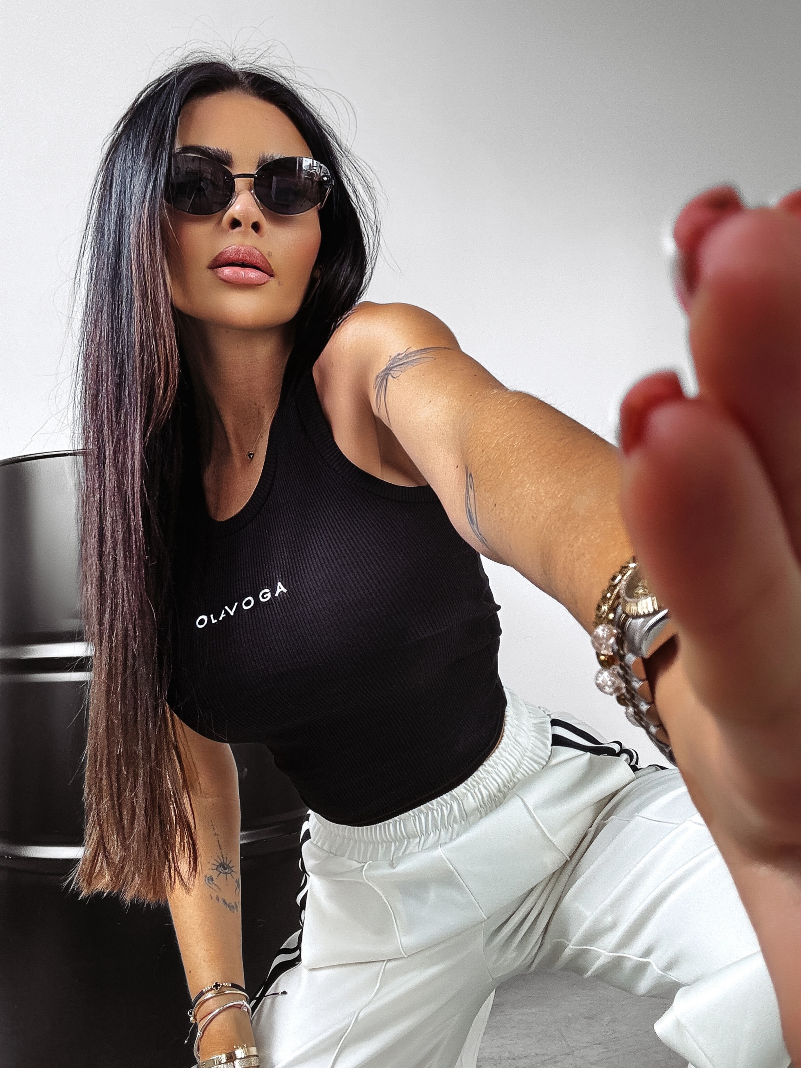 Top prążkowany Imely Ola Voga czarny