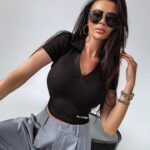 Bluzka z kołnierzykiem Colly Ola Voga czarna