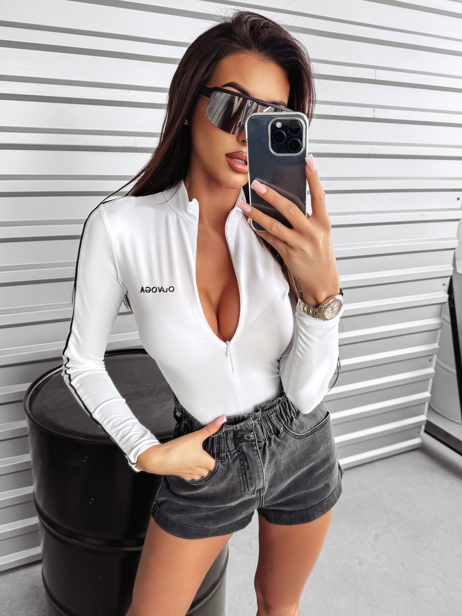 Body elastyczne Close Ola Voga białe