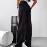 Spodnie z przeszyciami Neimy Ola Voga czarne