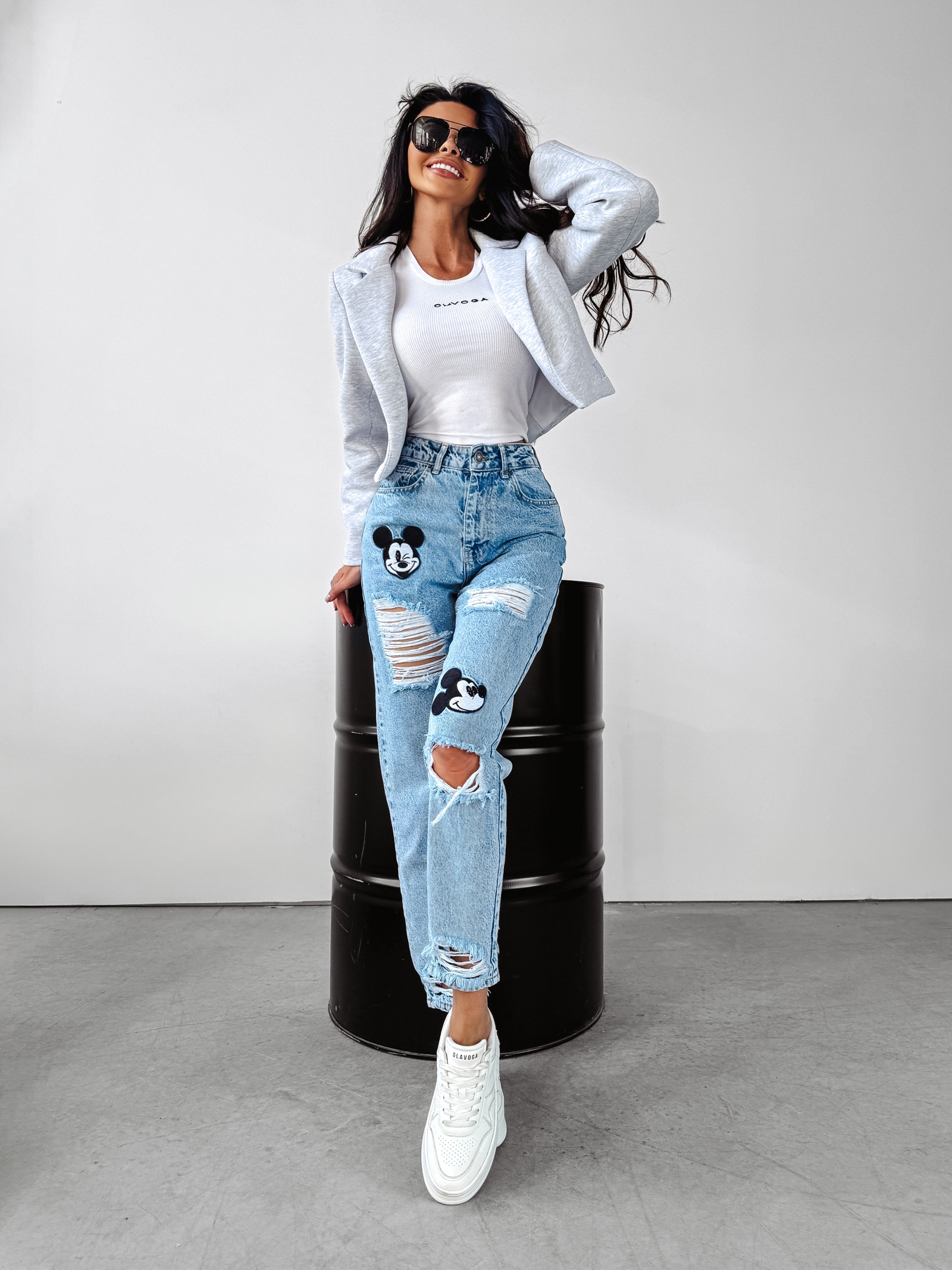 Spodnie mom jeans Mouse Ola Voga niebieskie