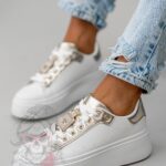 Buty sportowe Madam Perfium biało-złote
