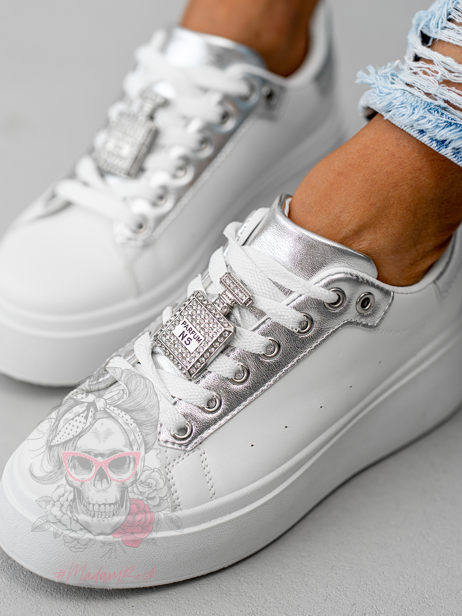 Buty sportowe Madam Perfium biało-srebrne