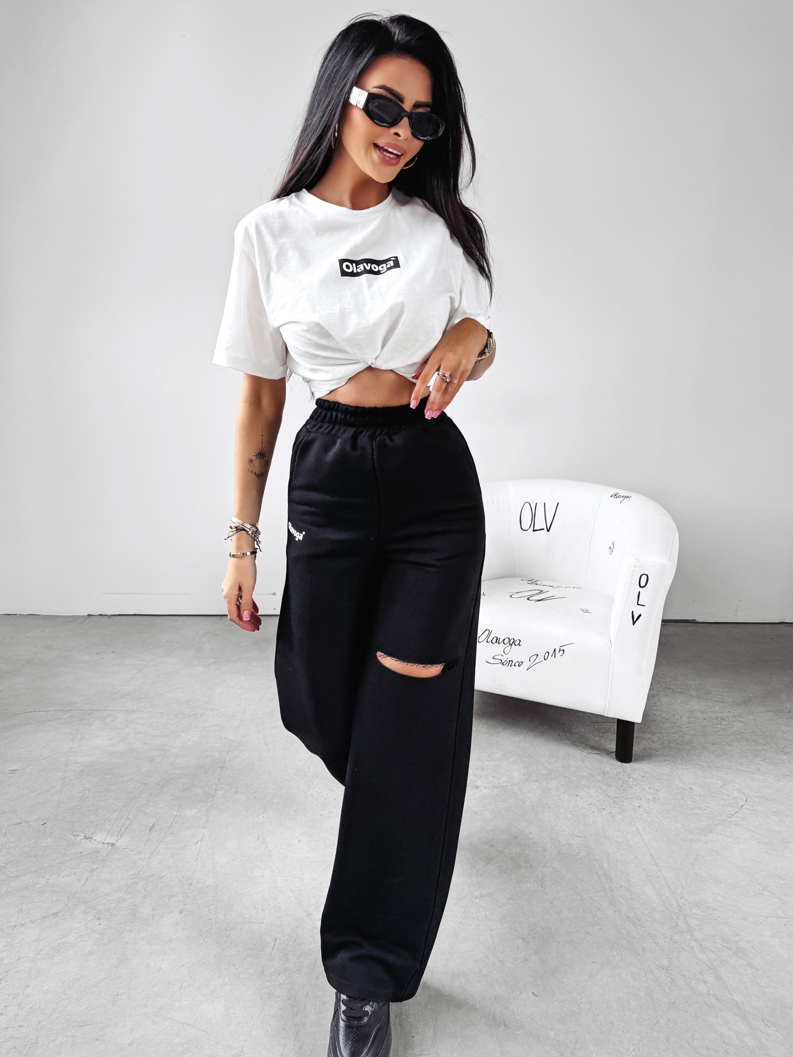 T-shirt oversize GRAND OLAVOGA czarny T-shirt oversize GRAND OLAVOGA czarny