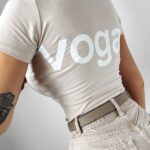 T-shirt dopasowany Estera Ola Voga beżowy