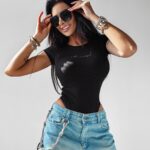 Body prążkowane modelujące Pearl Ola Voga czarne