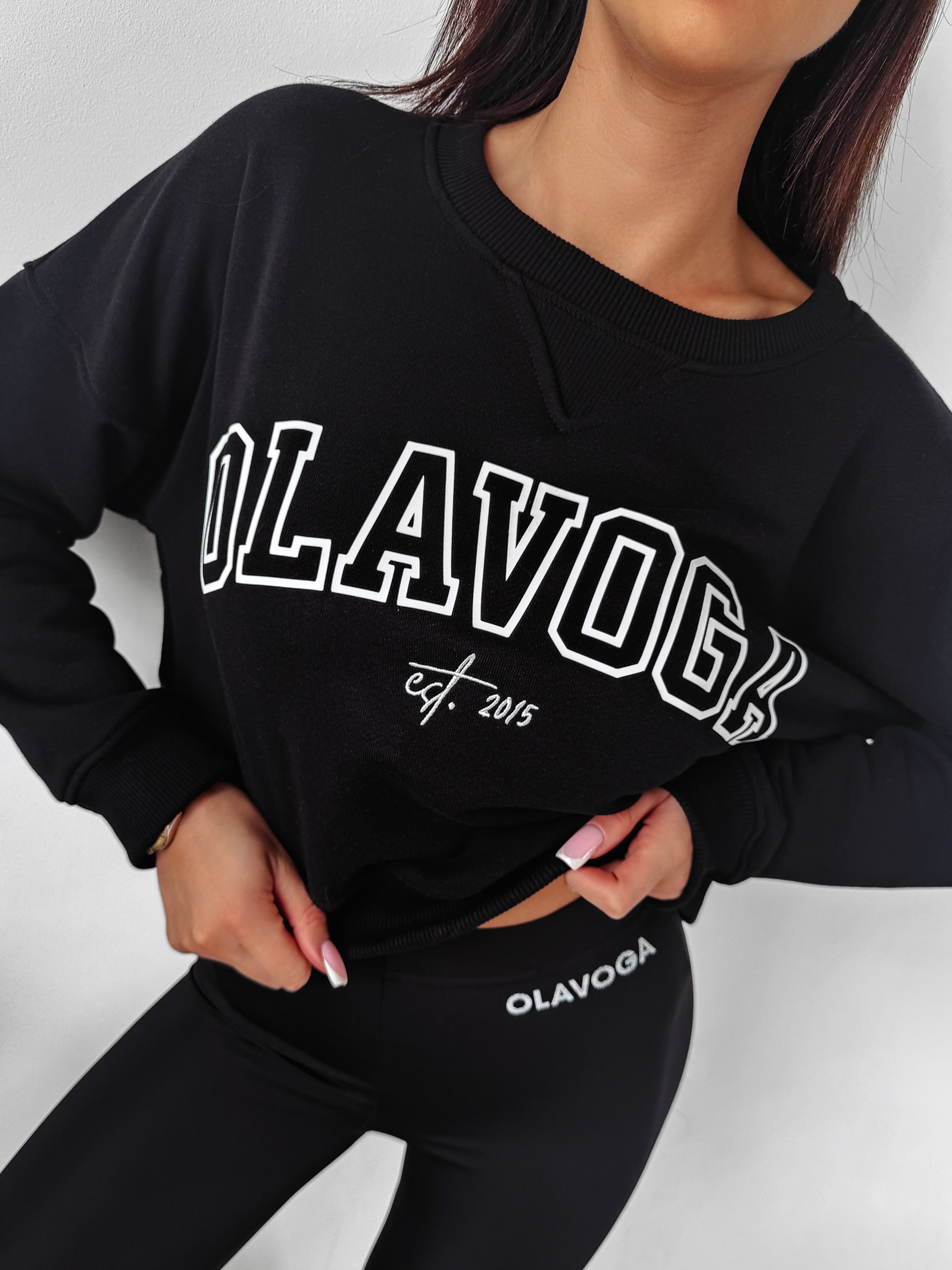 Bluza crewneck klasyczna Dreamer Ola Voga czarna