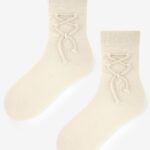 Skarpetki damskie z plecionką ecru