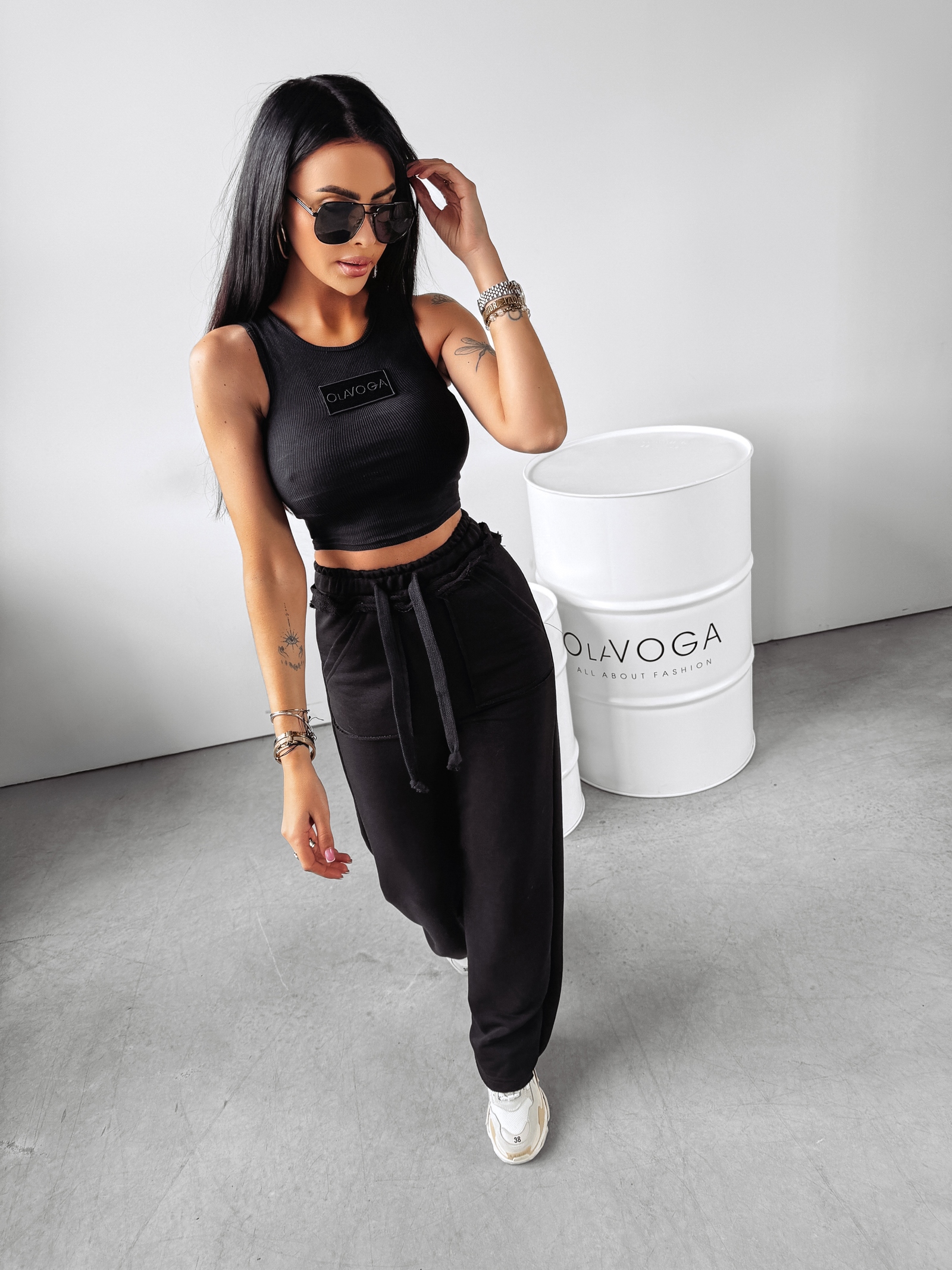 Top damski prążkowany Ruby Ola Voga czarny