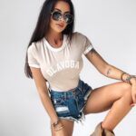 T-shirt dopasowany Ford Ola Voga beżowy