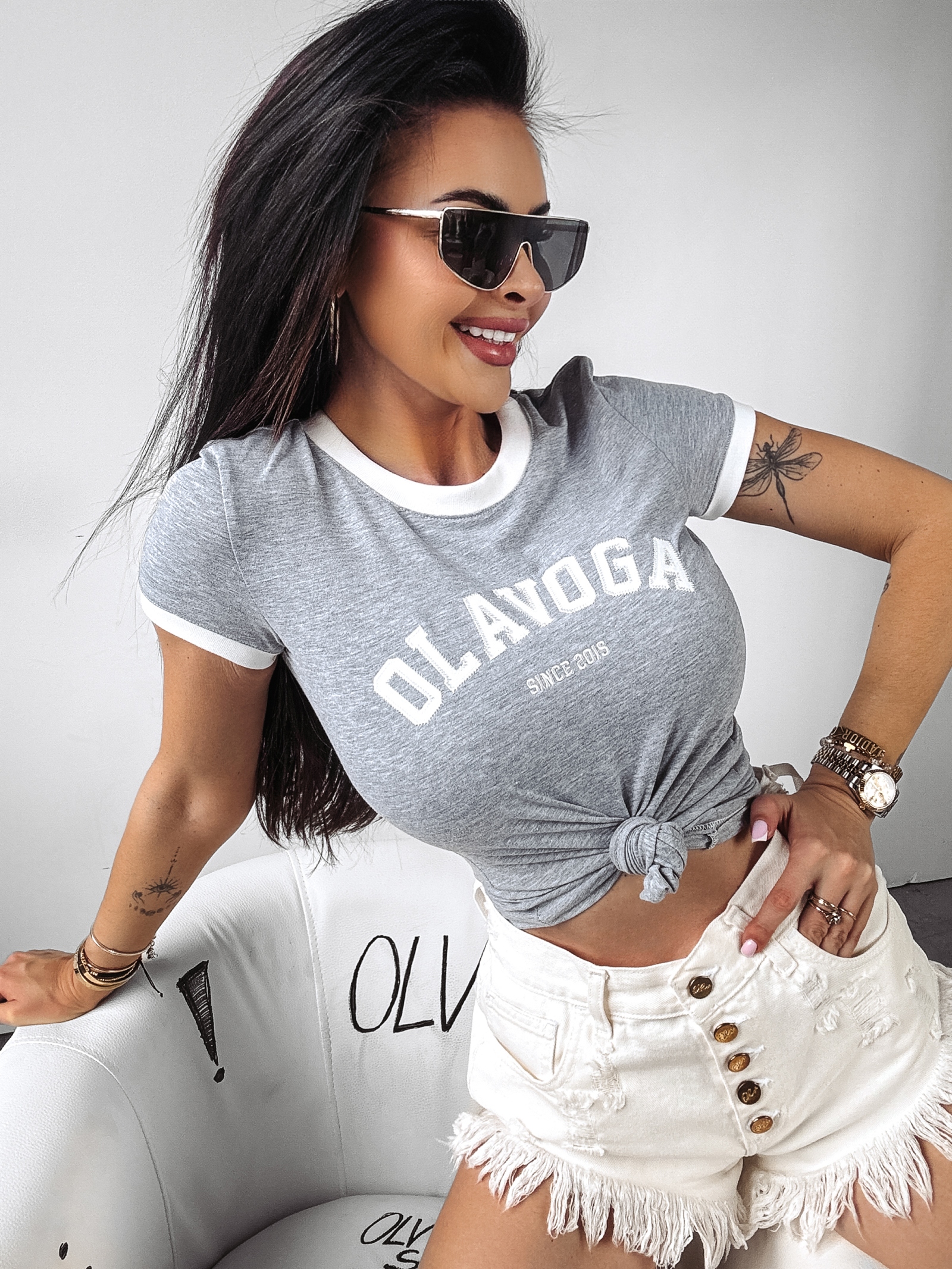 T-shirt dopasowany Ford Ola Voga szary