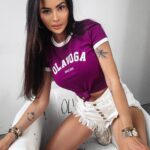 T-shirt dopasowany Ford Ola Voga bordowy