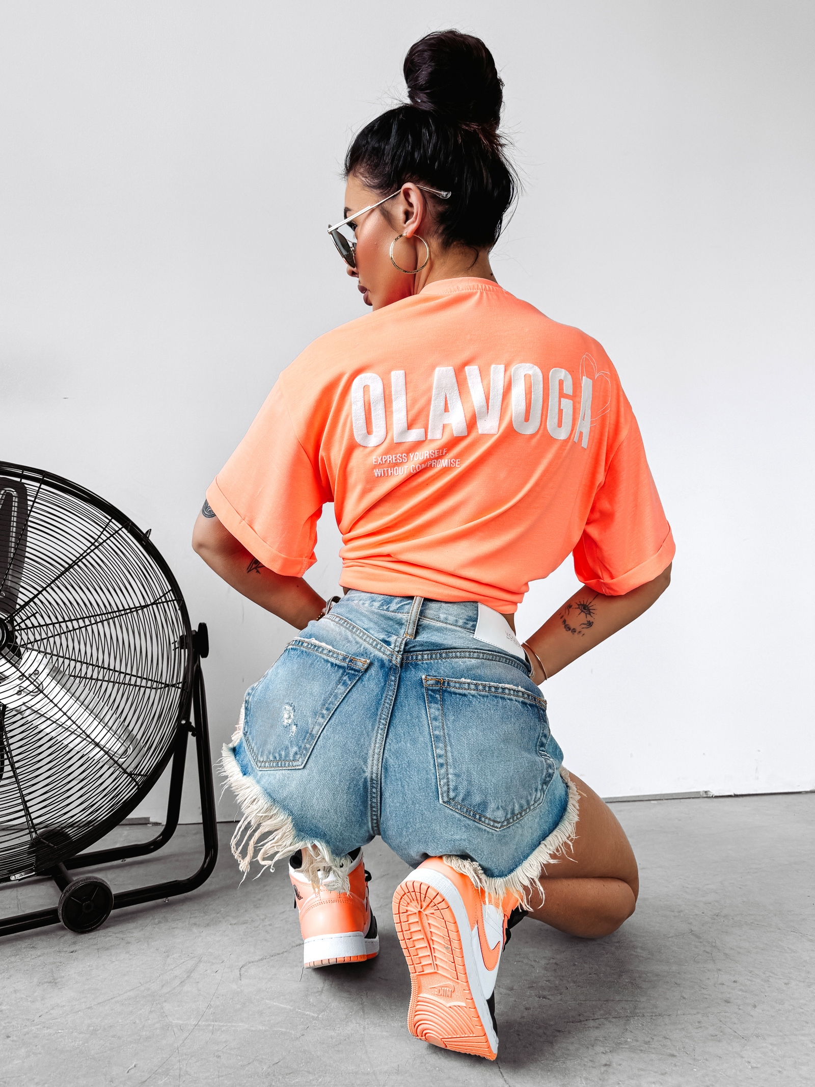 T-shirt damski One Ola Voga koralowy