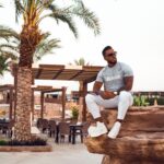 T-shirt męski z rozcięciami XYZ Ola Voga j.szary