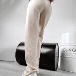 Spodnie dresowe damskie LAGOON OLAVOGA beżowe