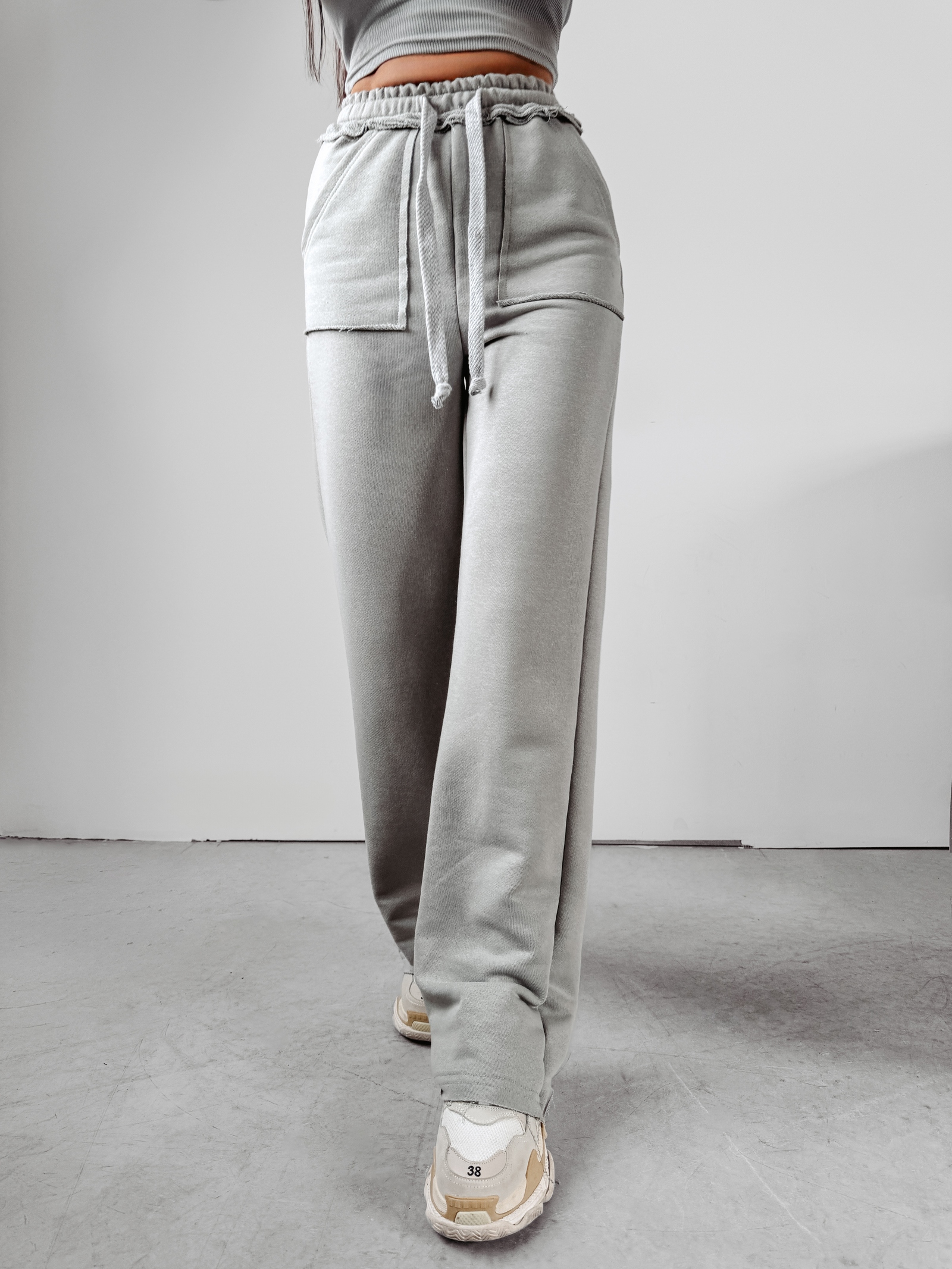 -wyprzedane-Spodnie dresowe damskie LAGOON Ola Voga szare