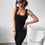 Sukienka przylegająca VALENTINE Ola Voga czarna