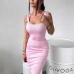 Sukienka przylegająca VALENTINE Ola Voga różowa