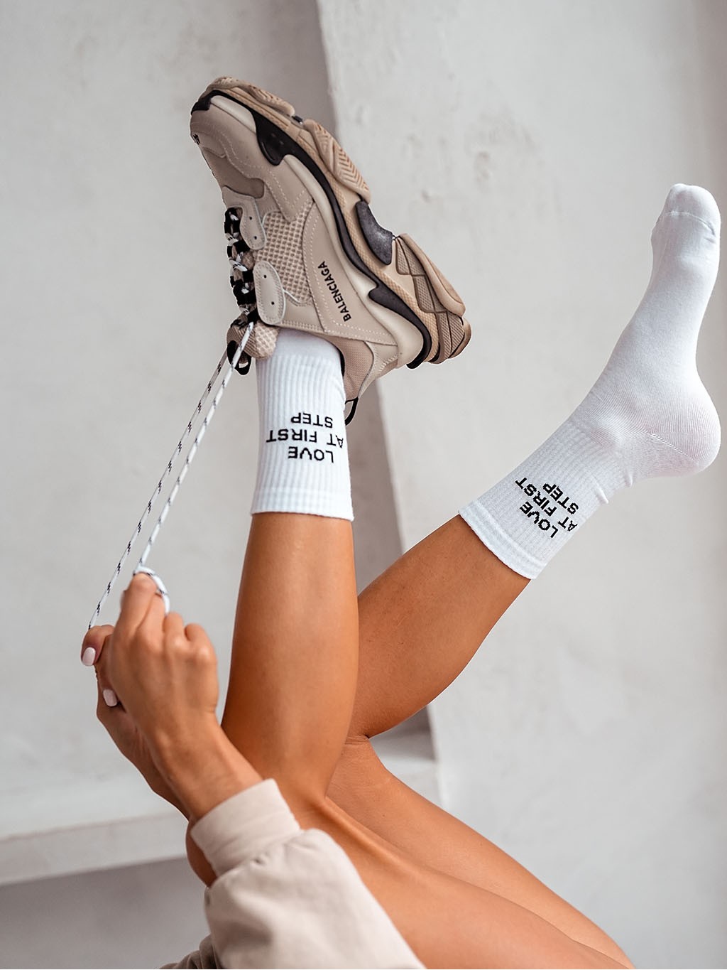 Skarpety damskie sportowe LOVE AT FIRST STEP białe