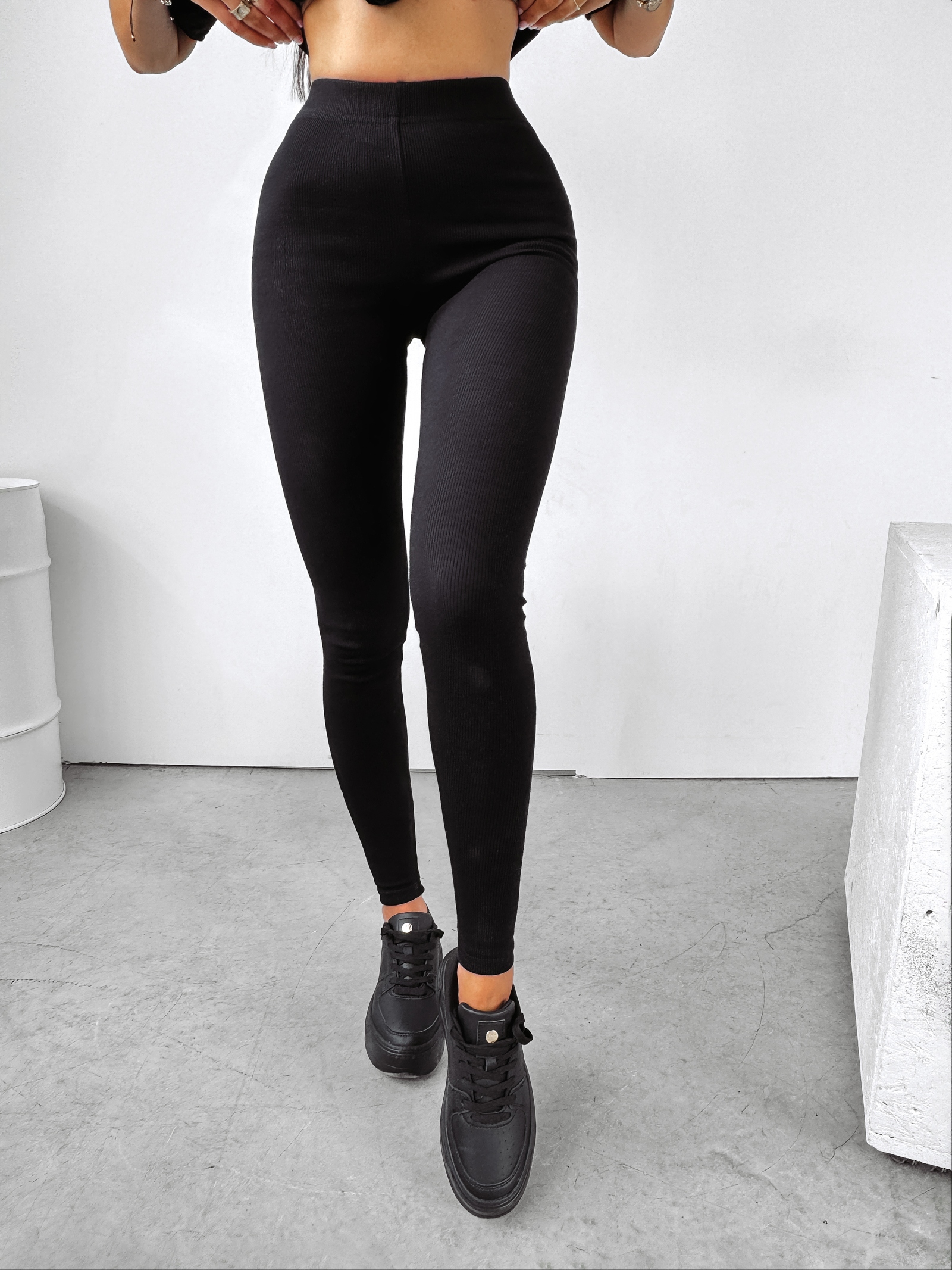 Legginsy dopasowane BELLE OLAVOGA czarne Legginsy dopasowane BELLE OLAVOGA czarne