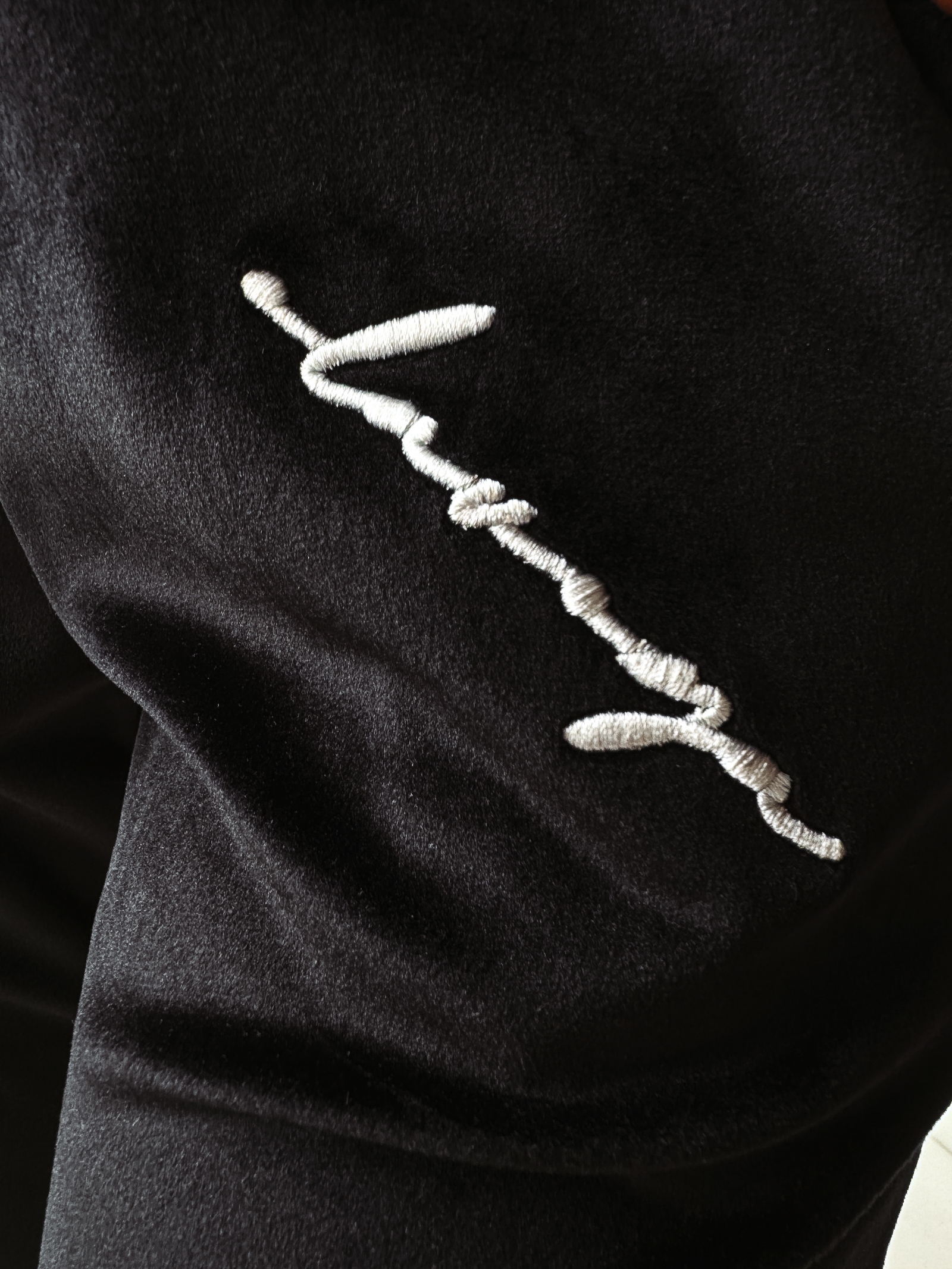 Komplet welurowy GEESTY Ola Voga czarny