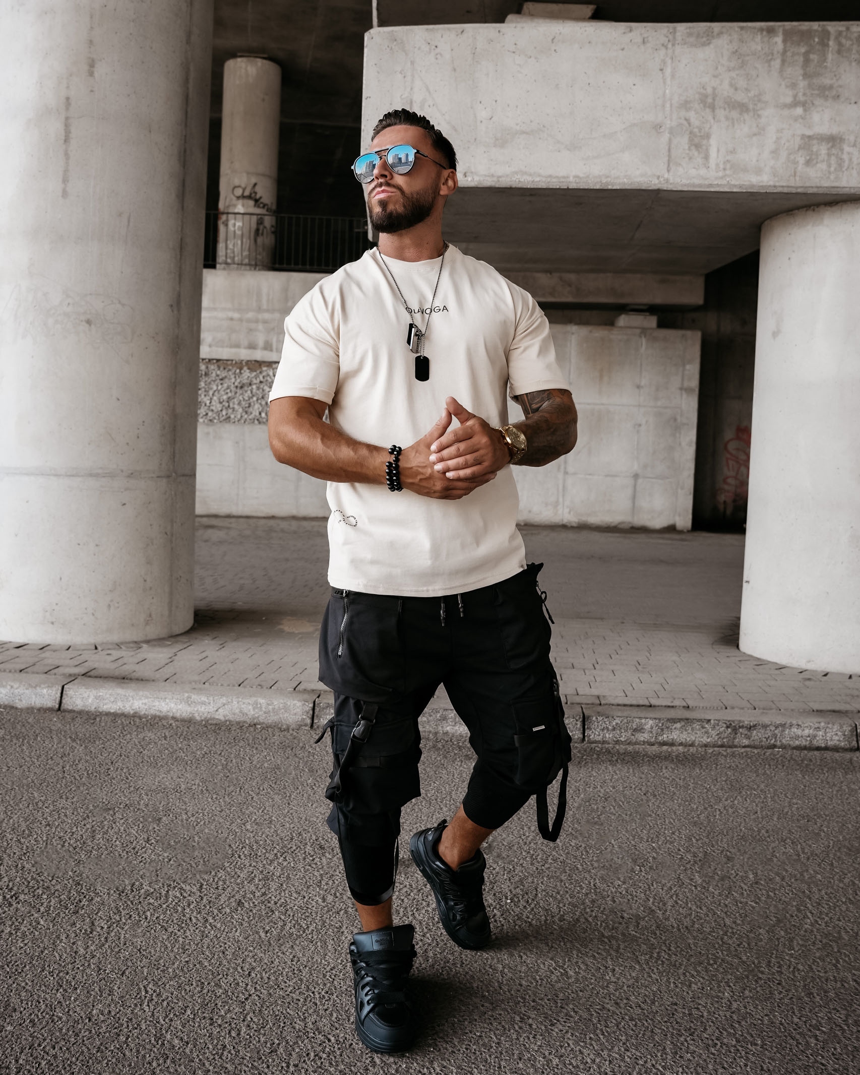 -wyprzedane-T-shirt męski MORPHIC Ola Voga beżowy -wyprzedane-T-shirt męski MORPHIC Ola Voga beżowy