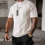 -wyprzedane-T-shirt męski MORPHIC Ola Voga beżowy