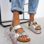 Klapki na platformie Madam Igizo srebrne