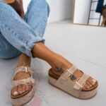 Klapki na platformie Madam Igizo beżowe