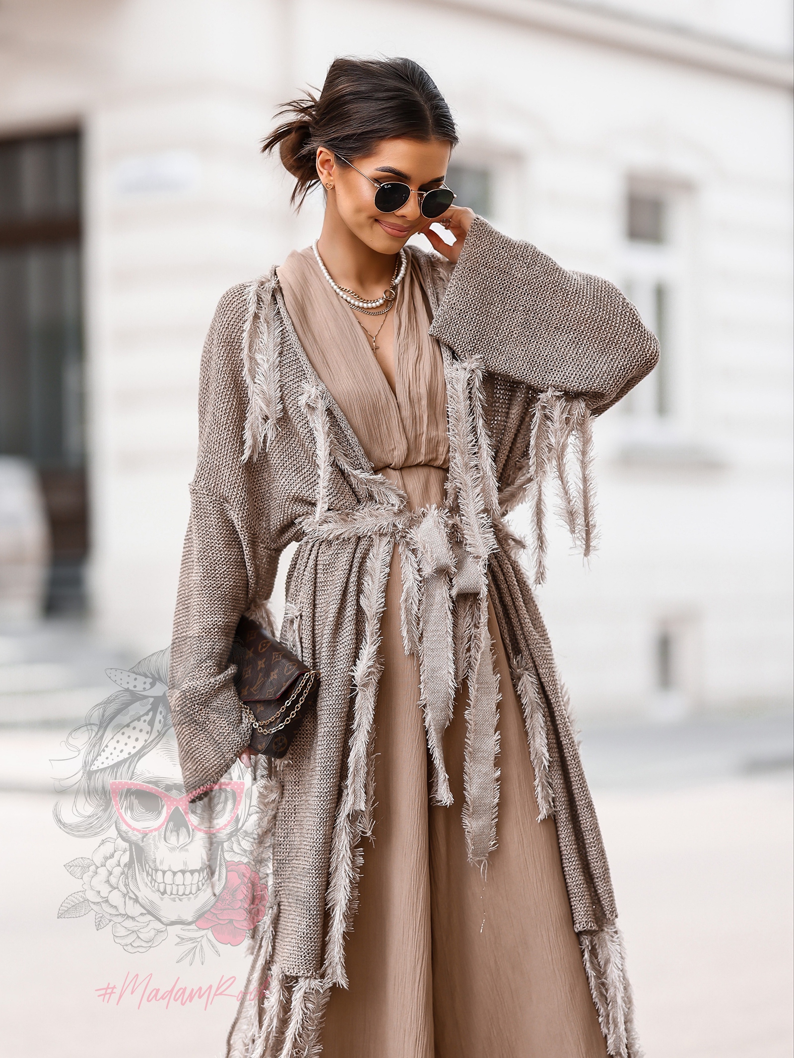 Sweter boho Ale Jazz taupe-złoty Sweter boho Ale Jazz taupe-złoty