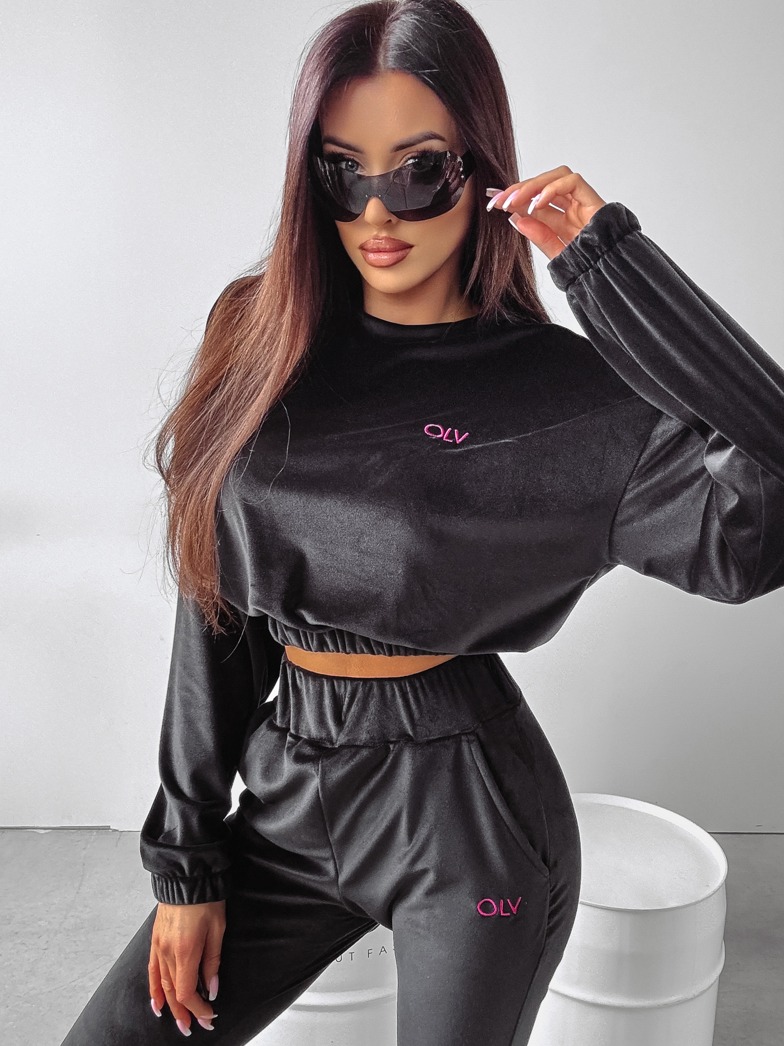 -wyprzedane-Komplet welurowy Pearls Ola Voga czarny -wyprzedane-Komplet welurowy Pearls Ola Voga czarny