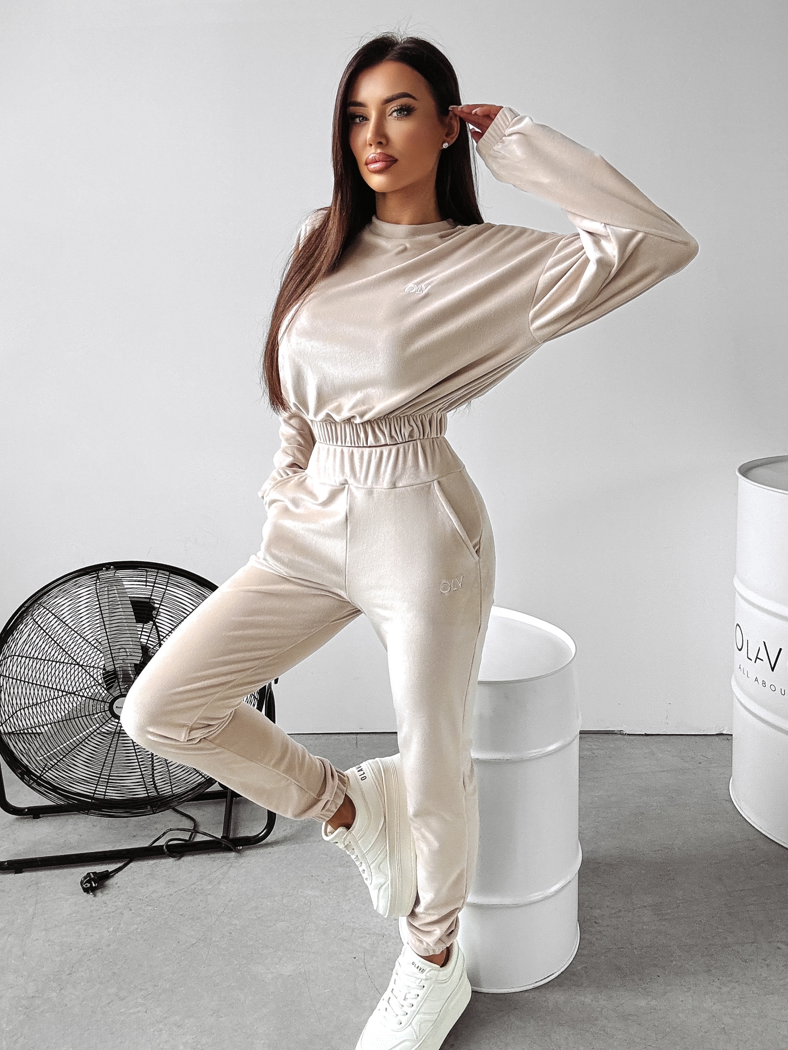 Komplet welurowy Pearls Ola Voga beżowy