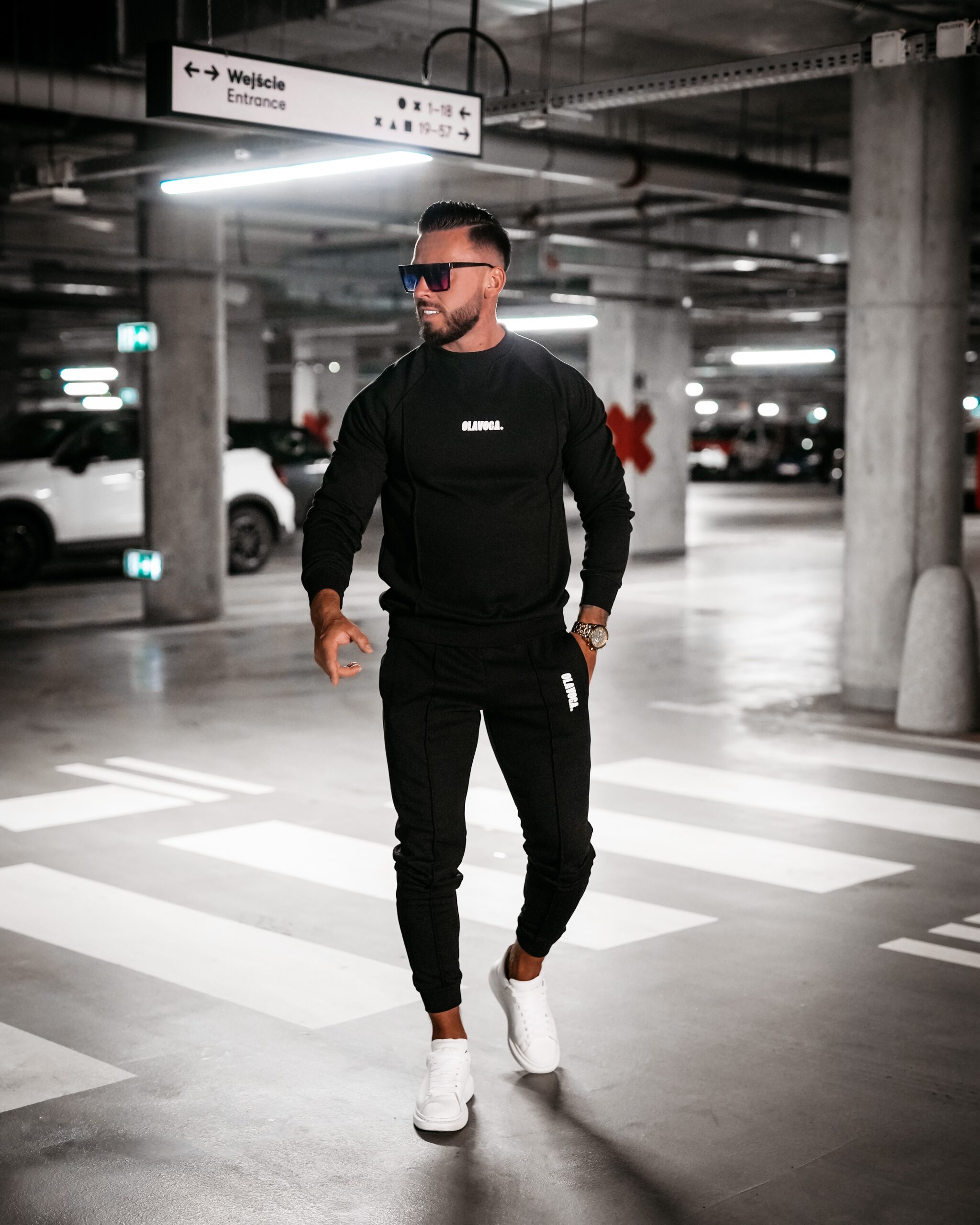 Komplet męski z przeszyciami Bolter Ola Voga czarny