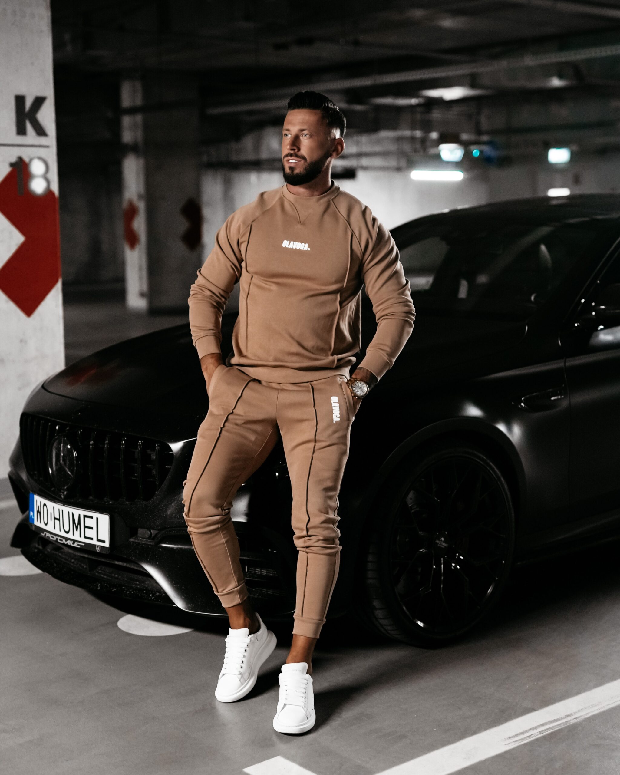 Komplet męski z przeszyciami Bolter Ola Voga beżowy