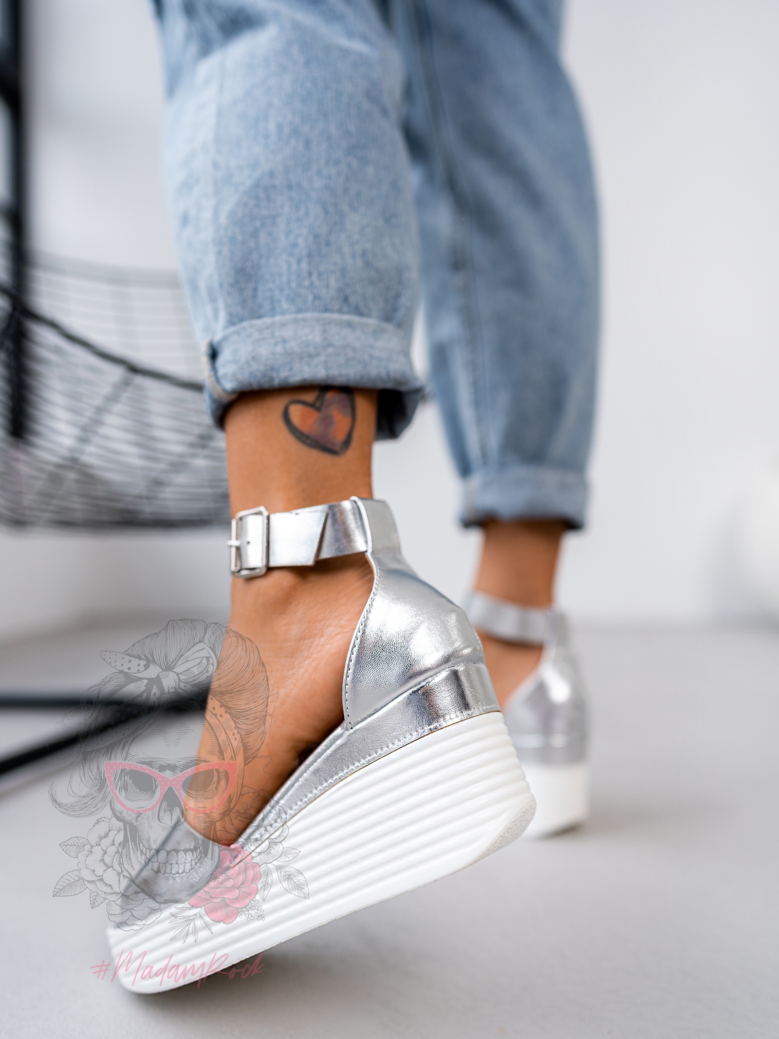 Sandały na koturnie Madam Alilo srebrne