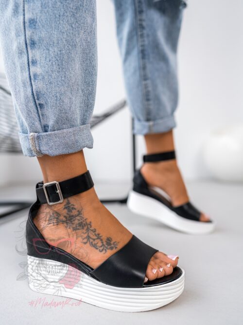 Sandały na koturnie Madam Alilo czarne