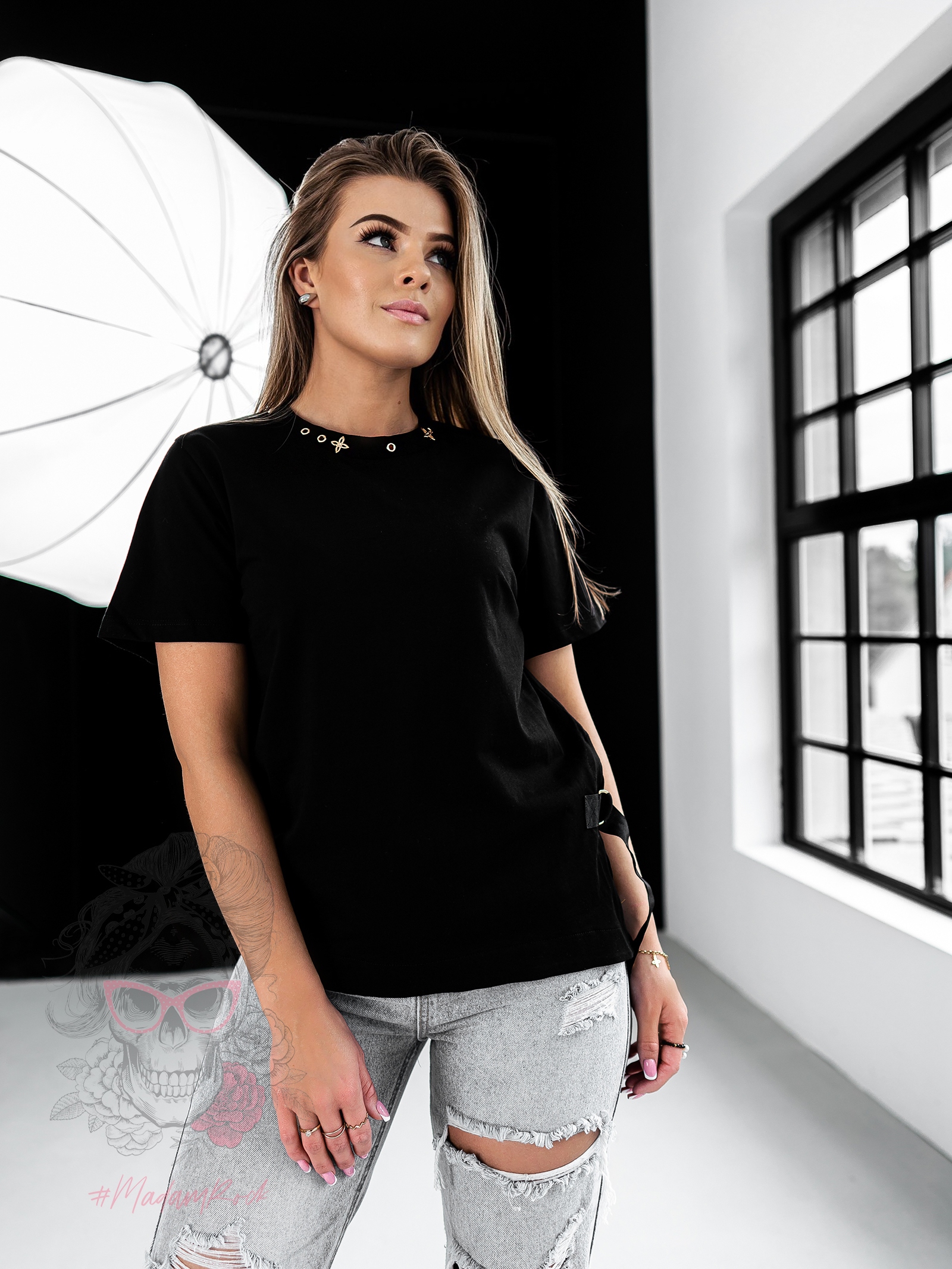 T-shirt bawełniany elegancki Viks czarny