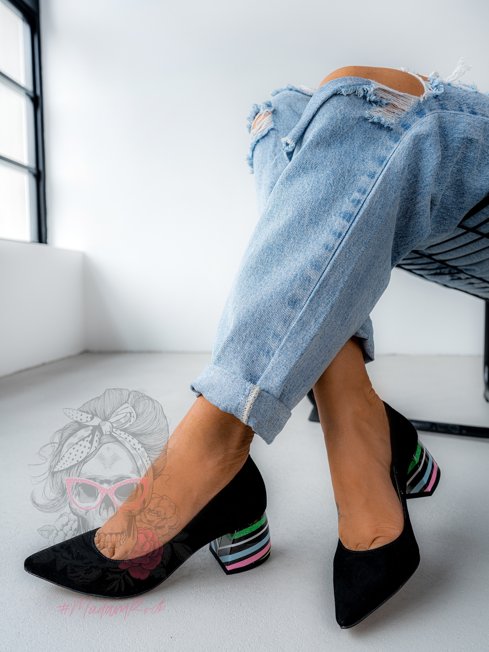 Czółenka na klocku Madam Stripes czarne Czółenka na klocku Madam Stripes czarne