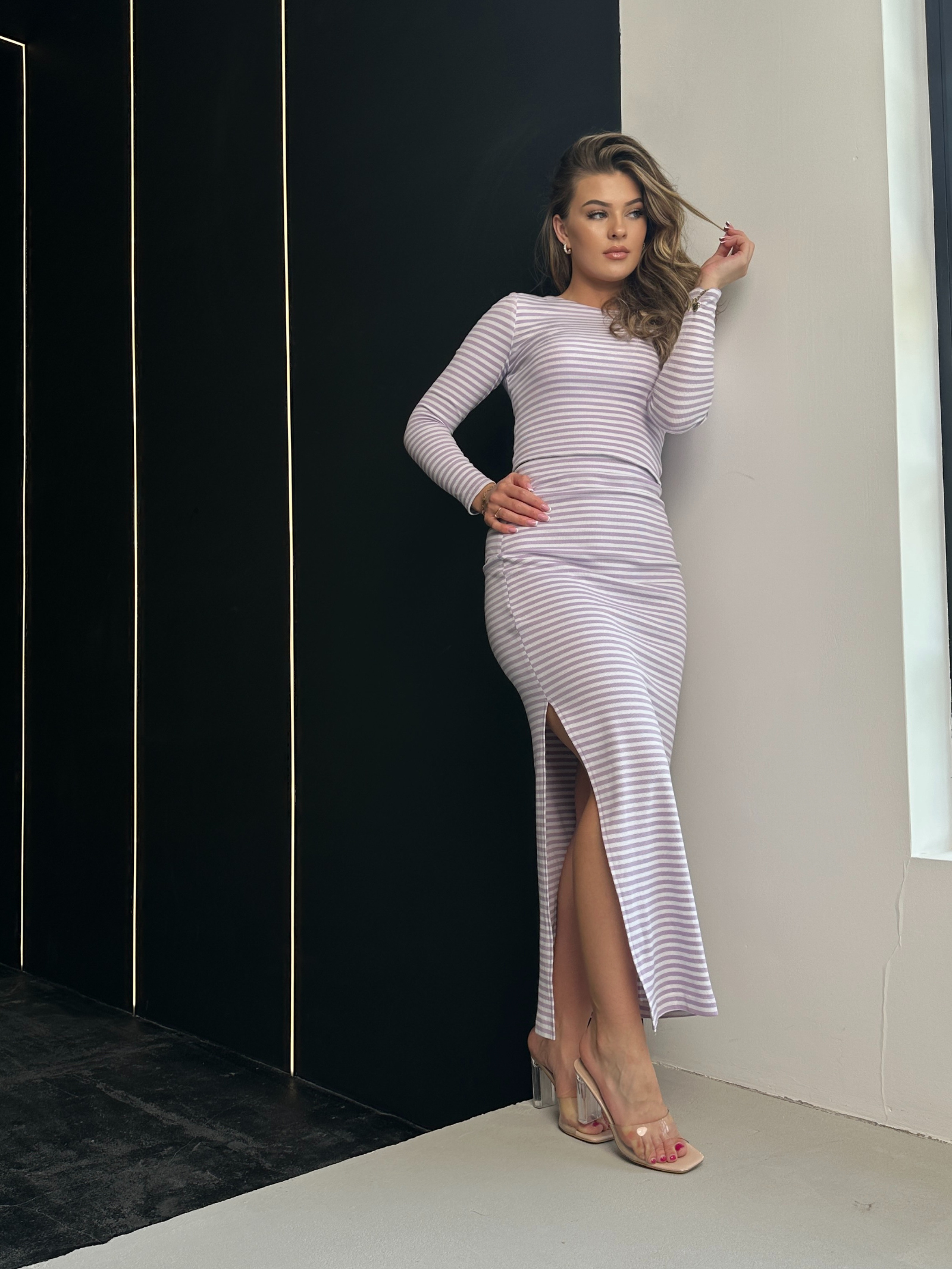 Komplet prążkowany Victoria Purple w paski biało-fioletowy