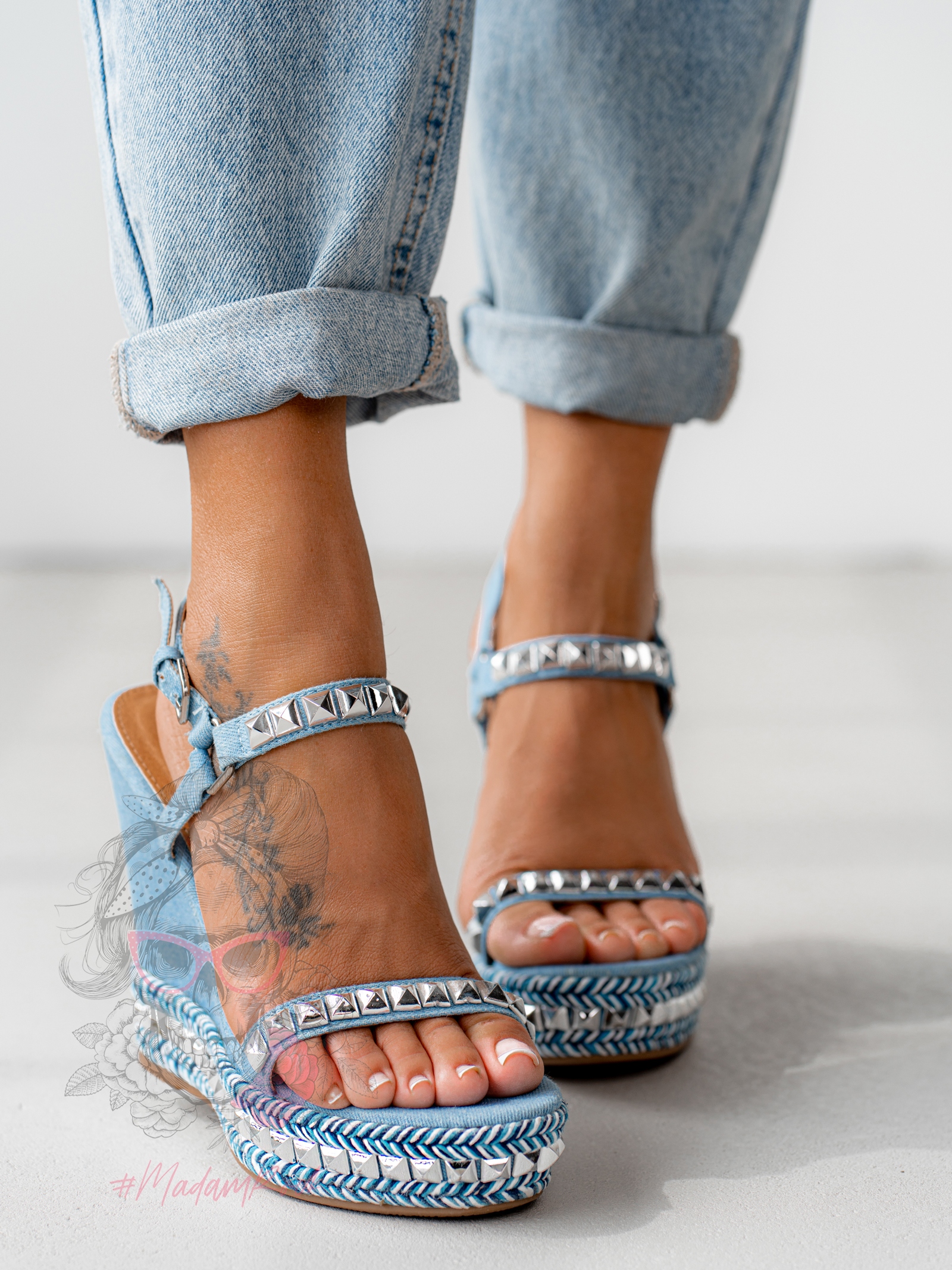 Sandały koturny Madam Denimo niebieskie