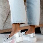 Mokasyny sportowe Madam Cisti srebrne