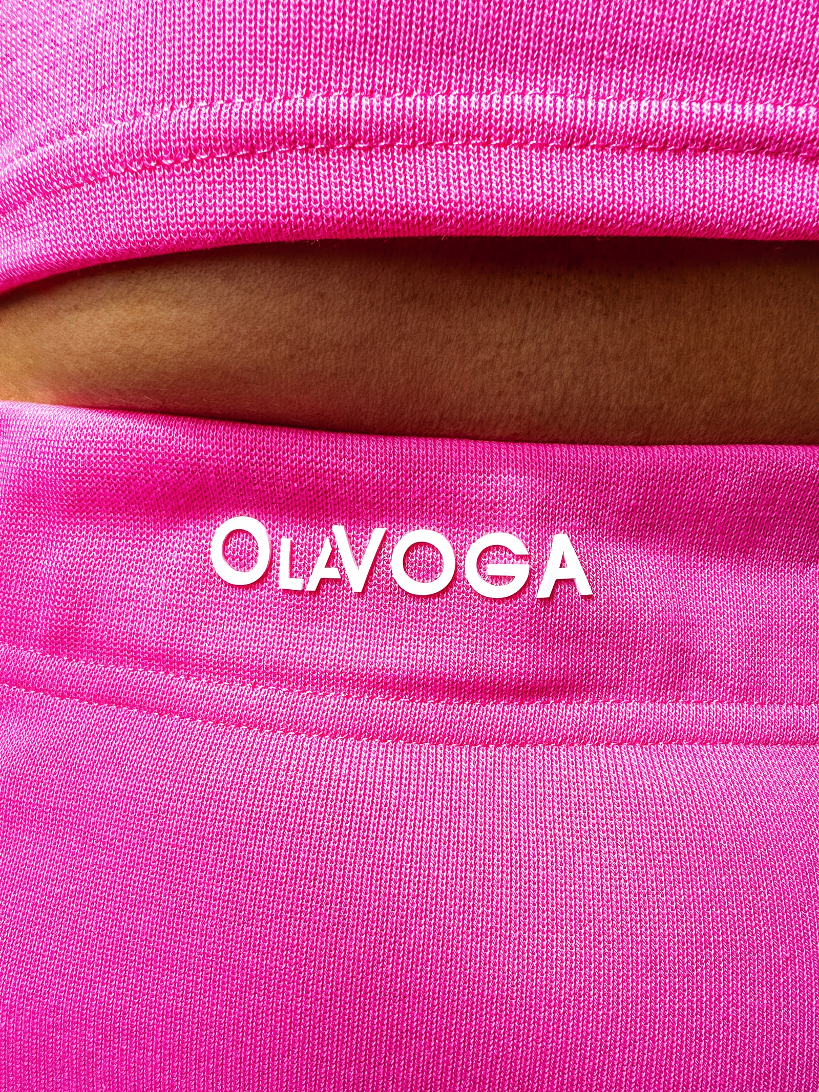 Komplet dopasowany Moody Ola Voga amarantowy