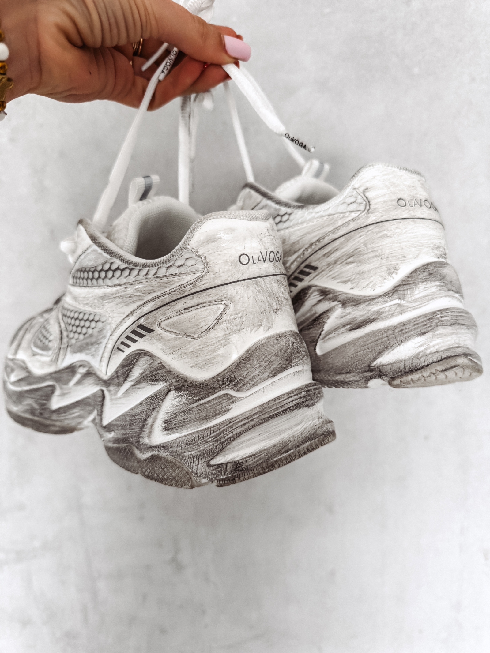 Buty sportowe RUNNER OLAVOGA br. biały Buty sportowe RUNNER OLAVOGA br. biały