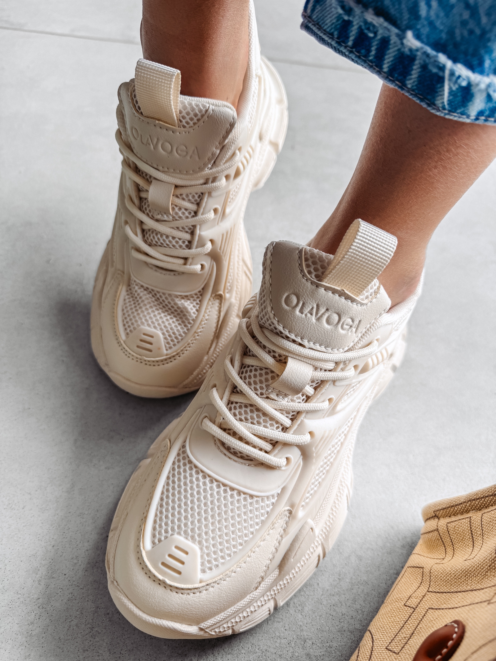 Buty sportowe damskie Athletic Ola Voga beżowe