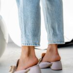 Klapki skórzane Madam City pudrowe