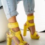 Sandały na słupku Rock Omen żółte